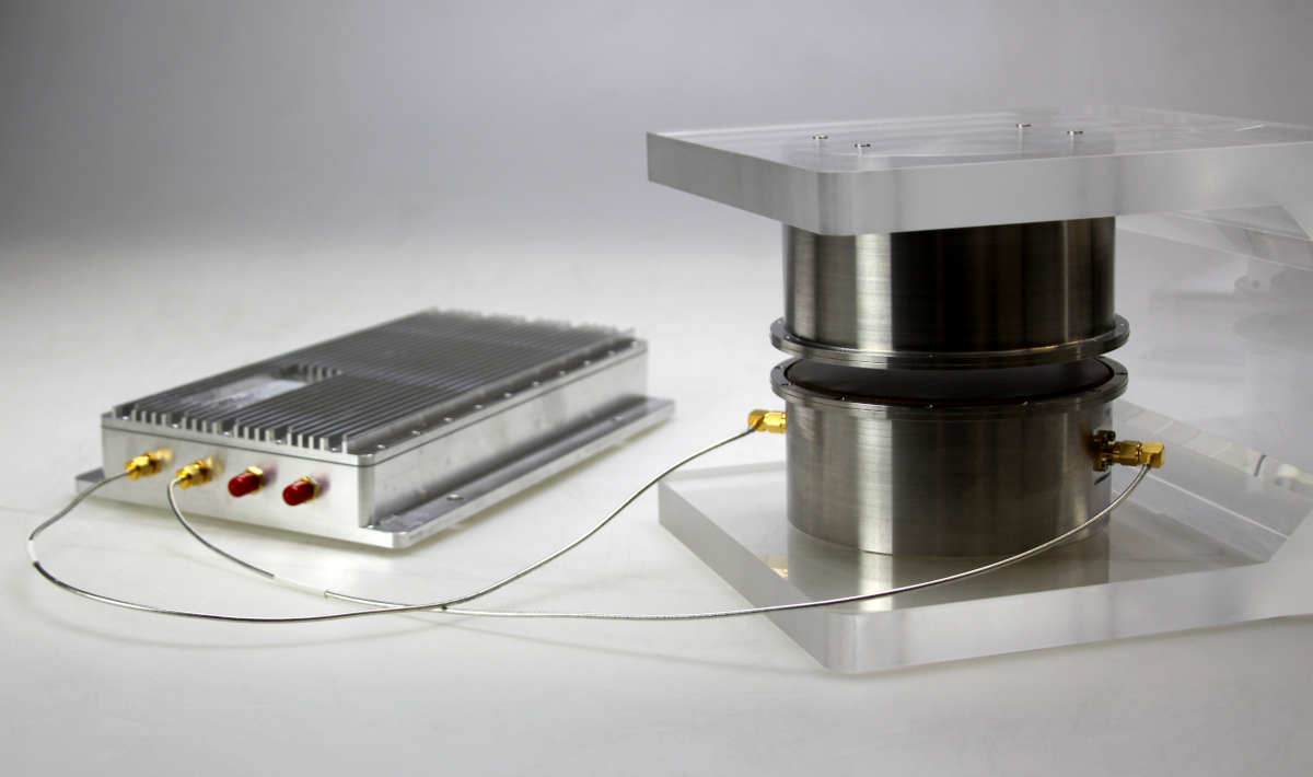 Contactless Inline Moisture Measurement with WORKsens SR Sensor